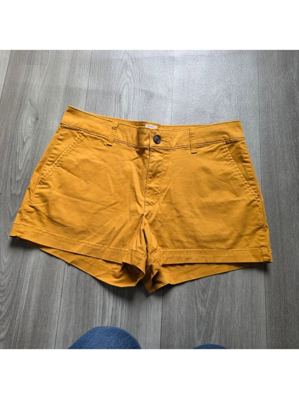 Gap Womens Mustard Yellow Cotton Twill Shorts Size 0 Short